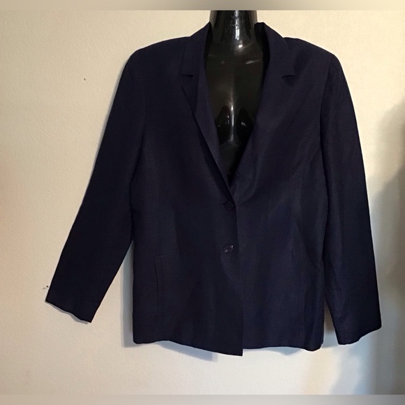 Larry Levine Jackets & Blazers - Larry Lavine women’s blazerr size 10P
